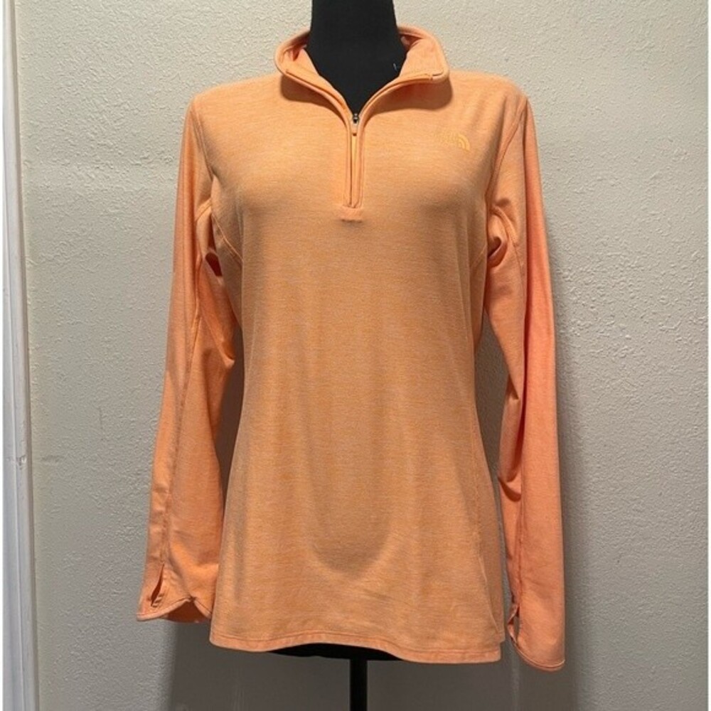 The North Face Women’s 1/4 Zip Top in Orange Sherbet L‎
